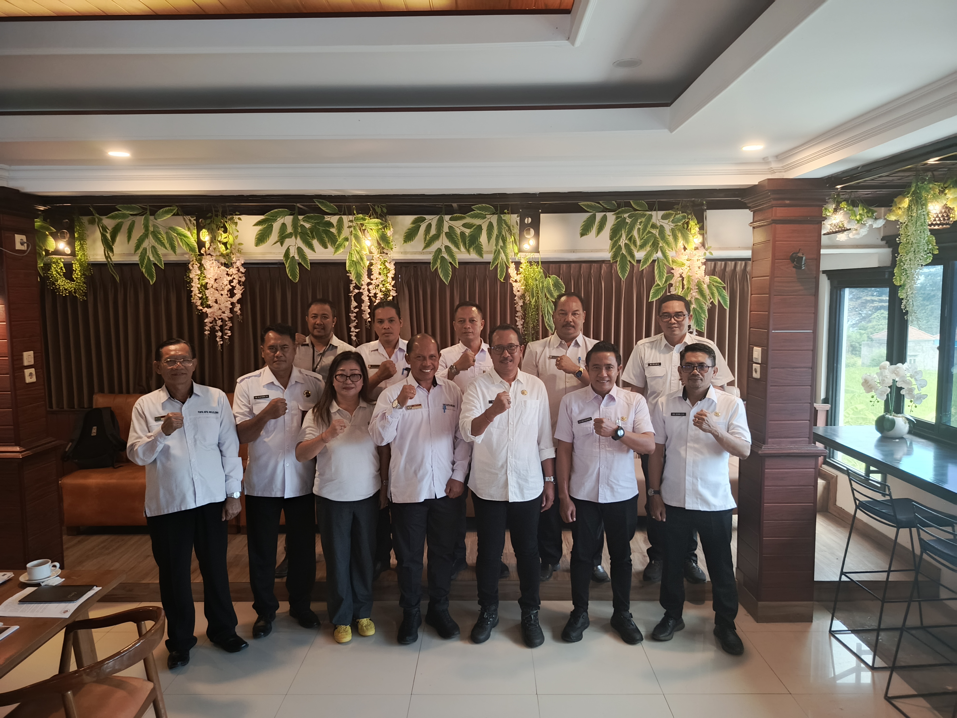Perumda THB Hadiri Rapat Evaluasi Kinerja BUMD Kabupaten Buleleng Semester I Tahun 2026