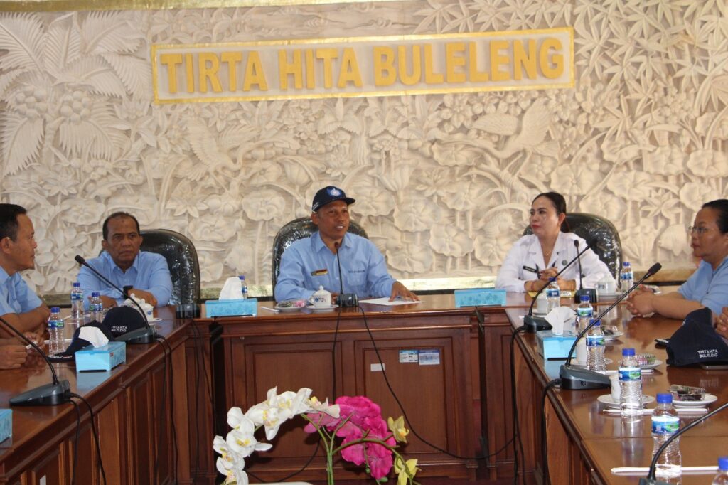 BNN Kabupaten Buleleng Lakukan Tes Urine di Perumda Tirta Hita Buleleng