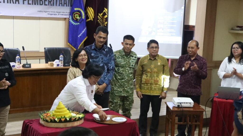 Semarak HPN 2026 dan HUT PWI ke-80 Digelar di Aula Rektorat IAHN Mpu Kuturan.