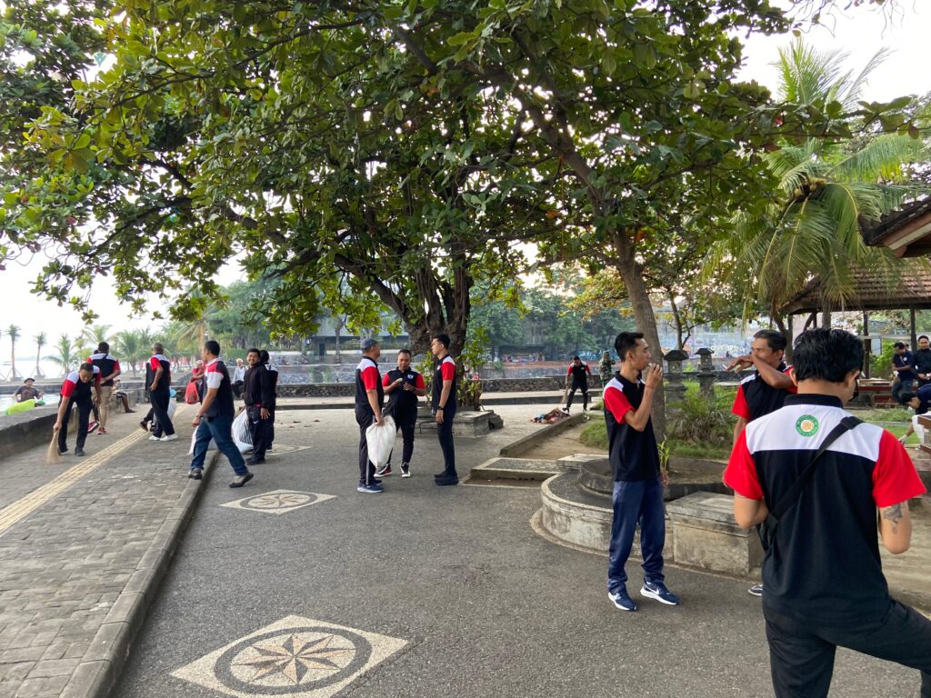 Program 100 Hari Kerja Bupati-Wakil Bupati, Ex Pelabuhan Jadi Sasaran Aksi Bersih-Bersih