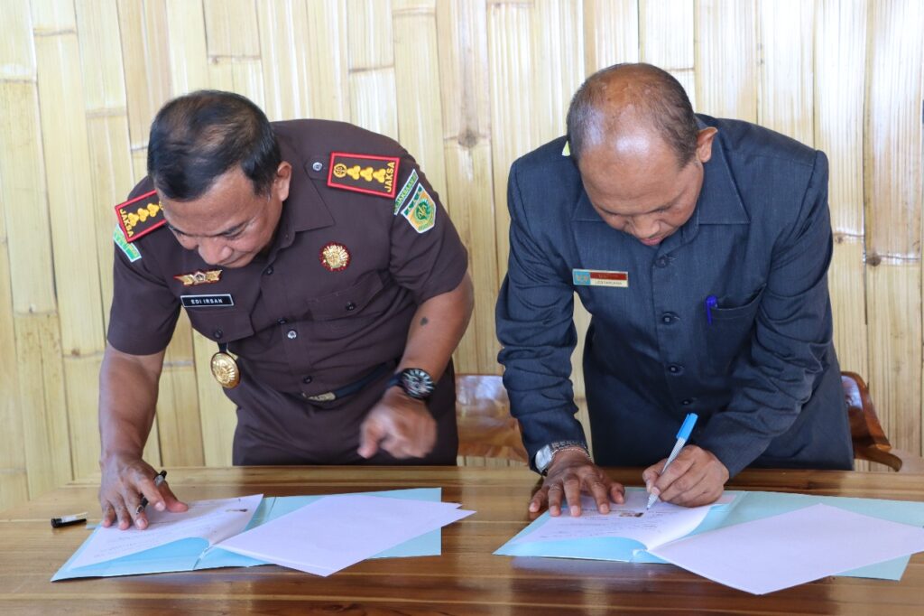 PERUMDA THB Tandatangani MoU dengan Kejaksaan Negeri Buleleng Terkait Bidang Keperdataan dan Tata Usaha Negara