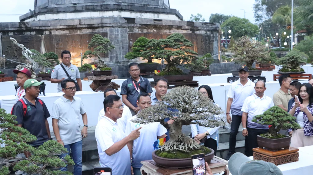 Perumda THB Hadiri Pembukaan PAMNAS Bonsai PPBI Buleleng 2026 di RTH Bung Karno